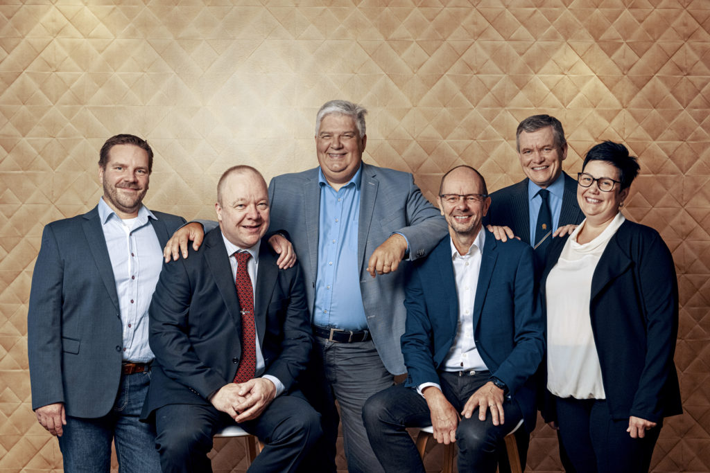 Sinebrychoffin panimomestarit vuonna 2019: Heikki Vuokko (vas), Harry Berg, Bo Ranta, Tapio Kangas-Heiska, Rauno Sillanpää ja Paula Hantula.